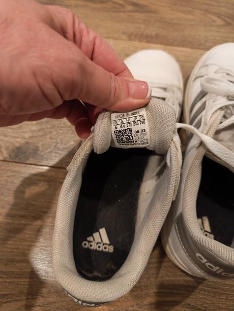 Tenisky 37 1/3, adidas,37