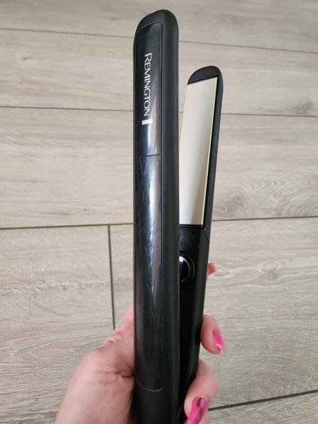 Žehlička na vlasy remington, 