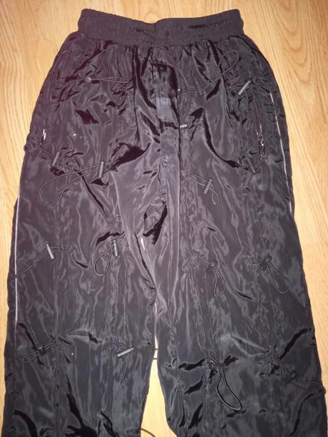 Extravagantne sustaky bershka xs-s, bershka,s