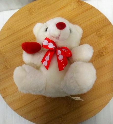 Plyšový biely medveď so srdiečkom, pms, 15 cm, 