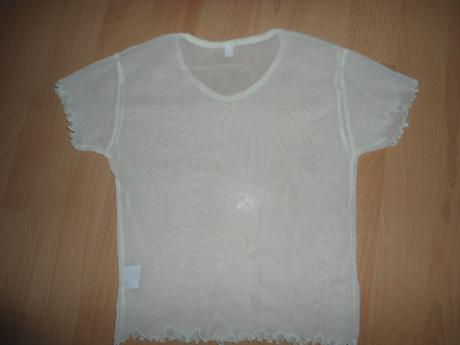 Dievcenske presvitne tricko, 110