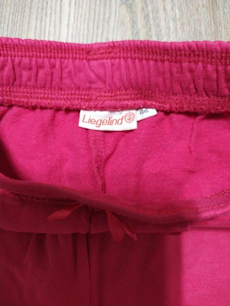 Super tepláčky, 86