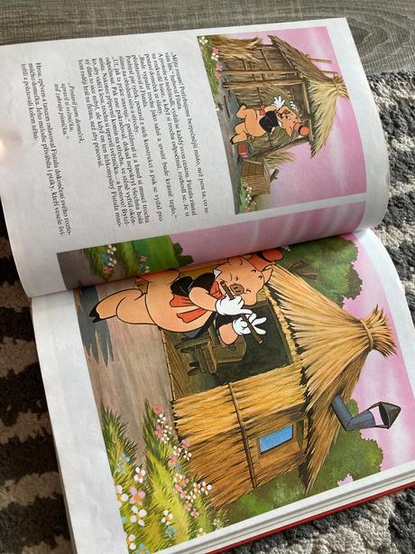 Walt disney alenka v kraji divů. autíčko modrásek, 