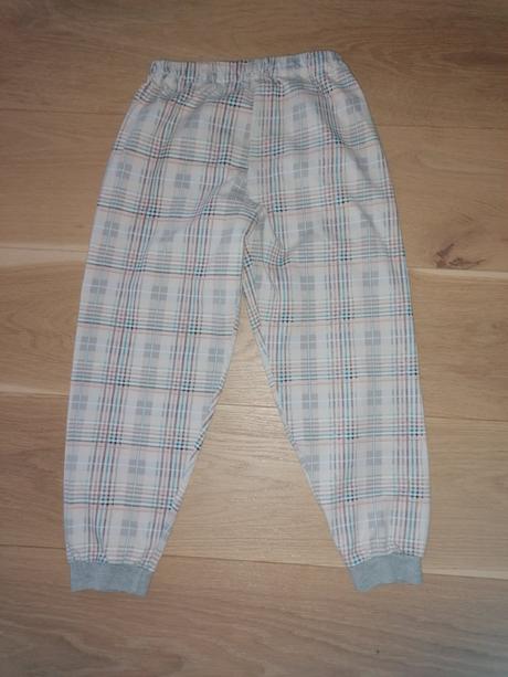 Pyžamo, slovenka,122