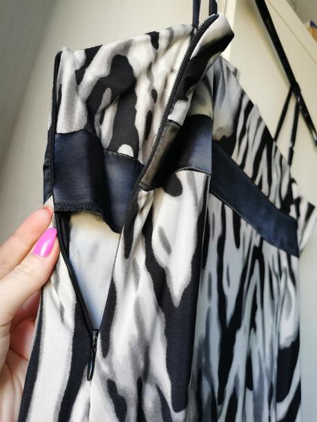 Spoločenské šaty, l