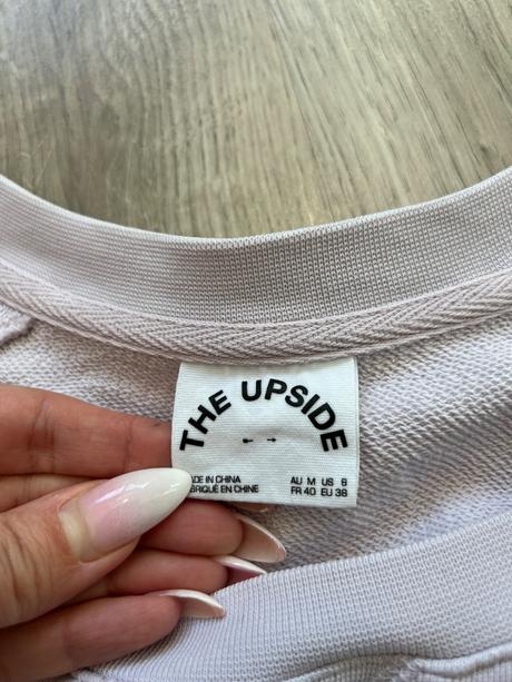 Mikina the upside, m