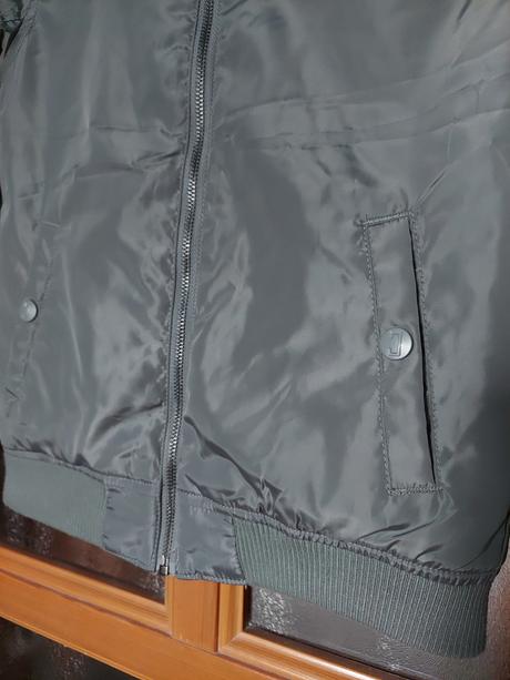 Bunda/bombera velkost 134/140, chapter young,134