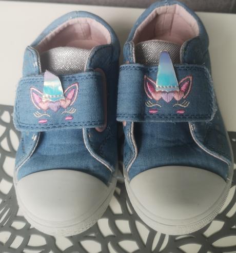 Dievčenské tenisky v.25, 25