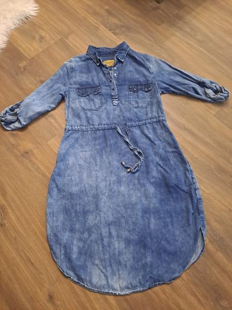 Krasne riflove saty, s