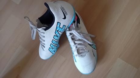 Kopačky, nike,32