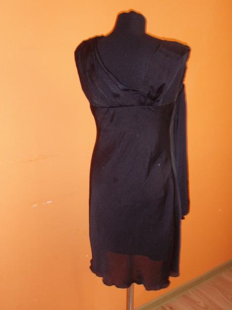 Čierne šatky s flitrovou sponou, m