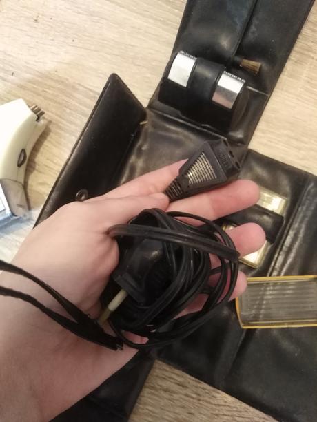 Retro holiaci strojček,