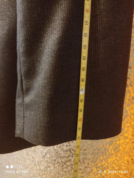 Oblek pánsky 48 čierny so strieb vlaknom, 48