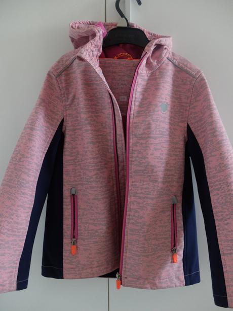 Sofshelova bunda 128, c&a,128