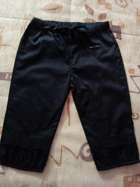 Cierne tenke nohavice, 98