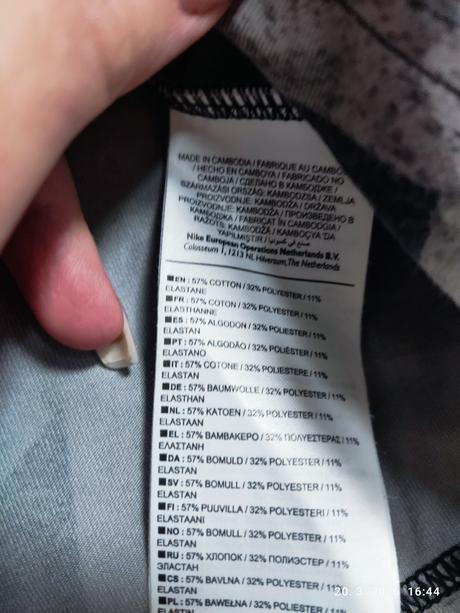 Croppnuta mikina, nike,m