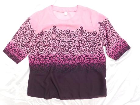 Velmi pekna bluzka, 50