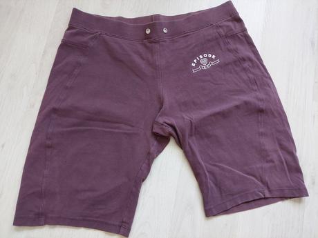 Šortky m, m