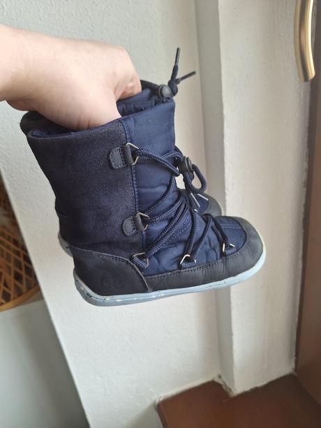 Snehule belenka, be lenka,28