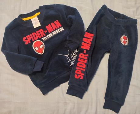 Teplý komplet spiderman 92, disney,92