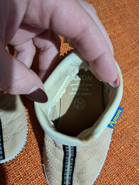 Papučky do vody, 25