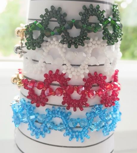 Náramky z českých sklenených korálok v štýle krajk,