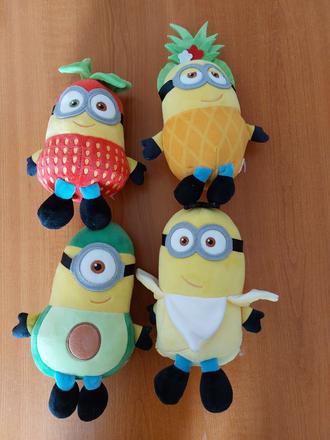 4x plyšový mimoň, 