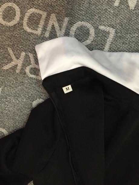 Damsky kostym wednesday a vec m, 