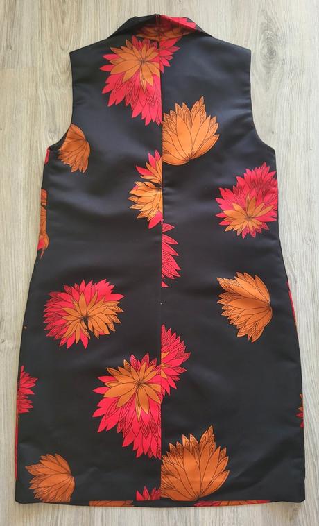 Elegantné šaty jucca 44, 44 / xl
