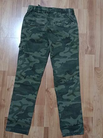 - nohavice-maskáčové -, 146