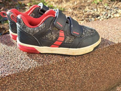 Blikacie tenisky, lupilu,26