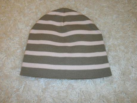 Čiapka a šál, 128