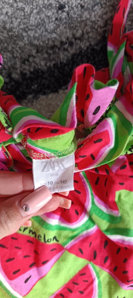 Top s melónikmi na leto, zara,140