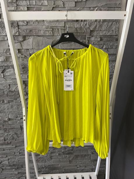 Zara v.xs kludne aj s-m, zara,xs