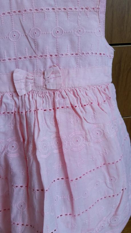 Ruzove satocky, miniclub,62