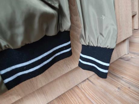 Dámska prechodná bunda / bombera, l