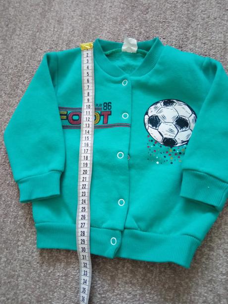 Mikina a teplaky, 68