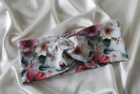 Čelenka úpletová, twist- vpredu prekrížená,