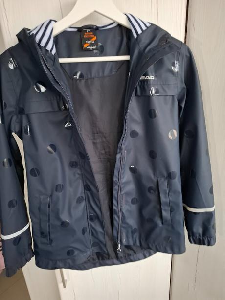 Neremokava vetrovka, 146