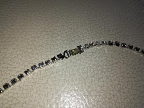 Nahrdelnik strasovy,