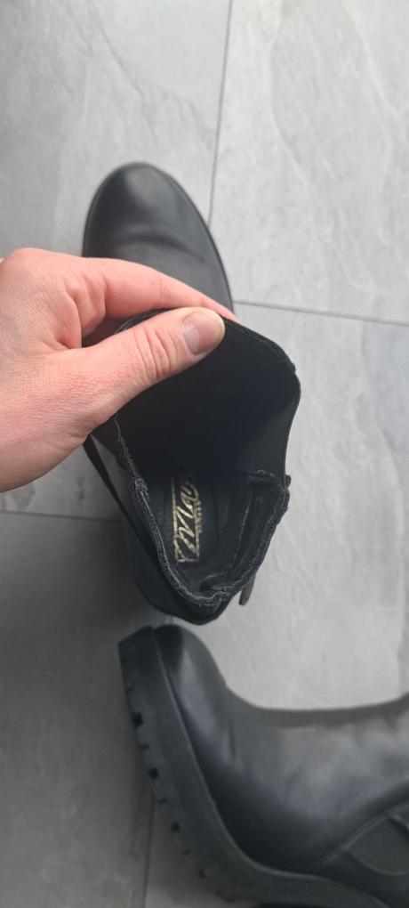 Členkove kozene cizmy, 40