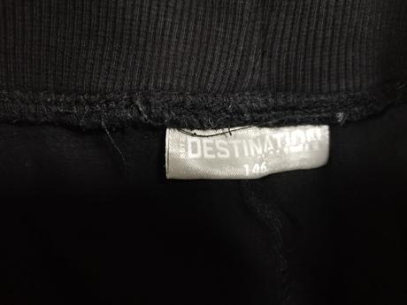 Čierne tepláky, pepco,146