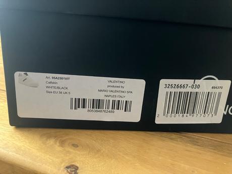 Kožené tenisky valentino, 38