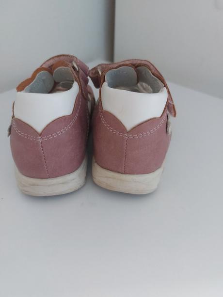 Dievčenské sandálky, kornecki,21