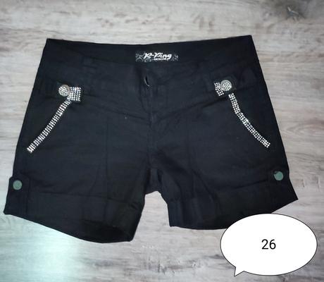 Šortky, 26