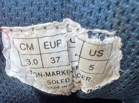 Yonex tenisové tenisky, 37