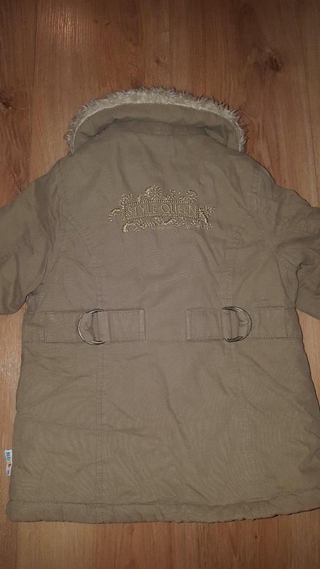 Bledohneda bundička, 86