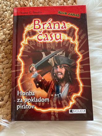 Honba za pokladom pirátov brána času (2011), 