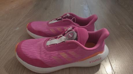 Tenisky adidas 23.5, adidas,38