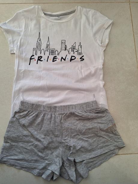 Predam kratke pyzamko, forever friends,134